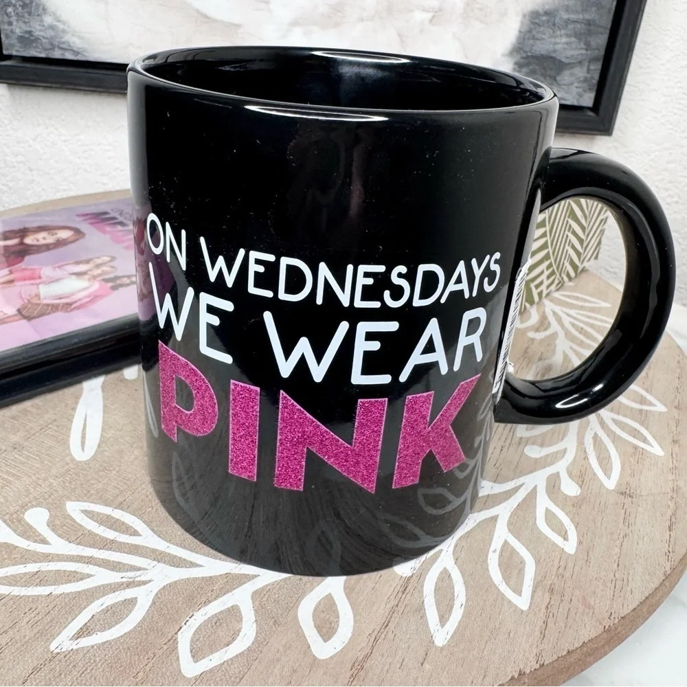 Mean Girls Bundle, Coffee Mug, “On Wednesdays We Wear Pink” and DVD Y2K GIFT 🎁